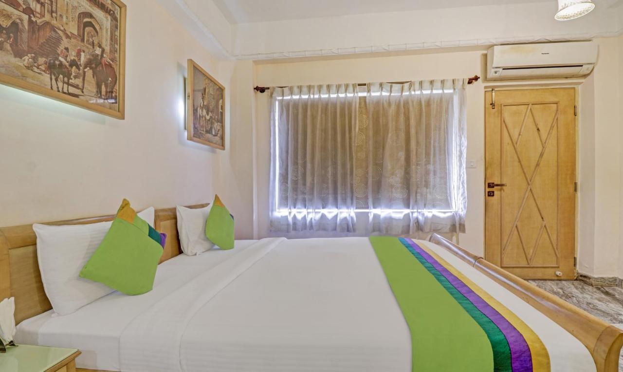 Treebo Komfort Suites, 3 Km From Mysore Palace Exterior foto