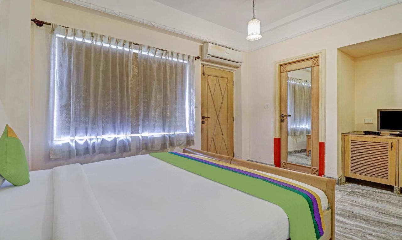 Treebo Komfort Suites, 3 Km From Mysore Palace Exterior foto